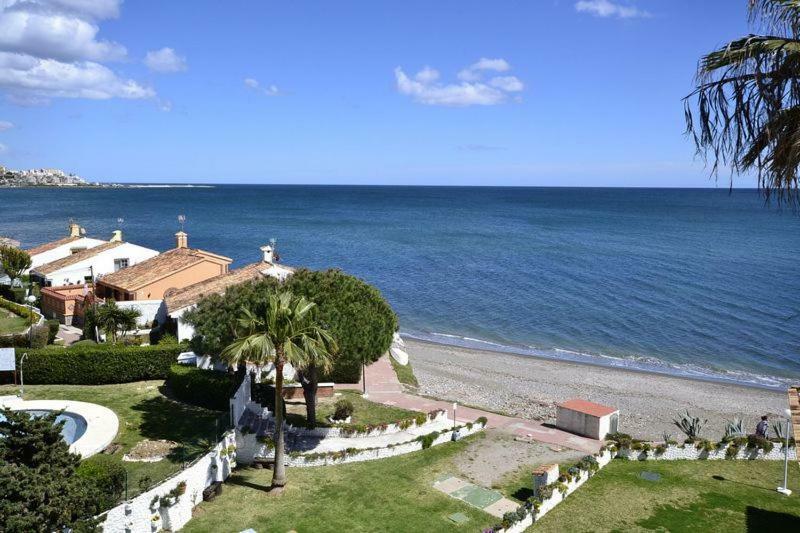 Apartamento Arena Beach Estepona Exterior foto